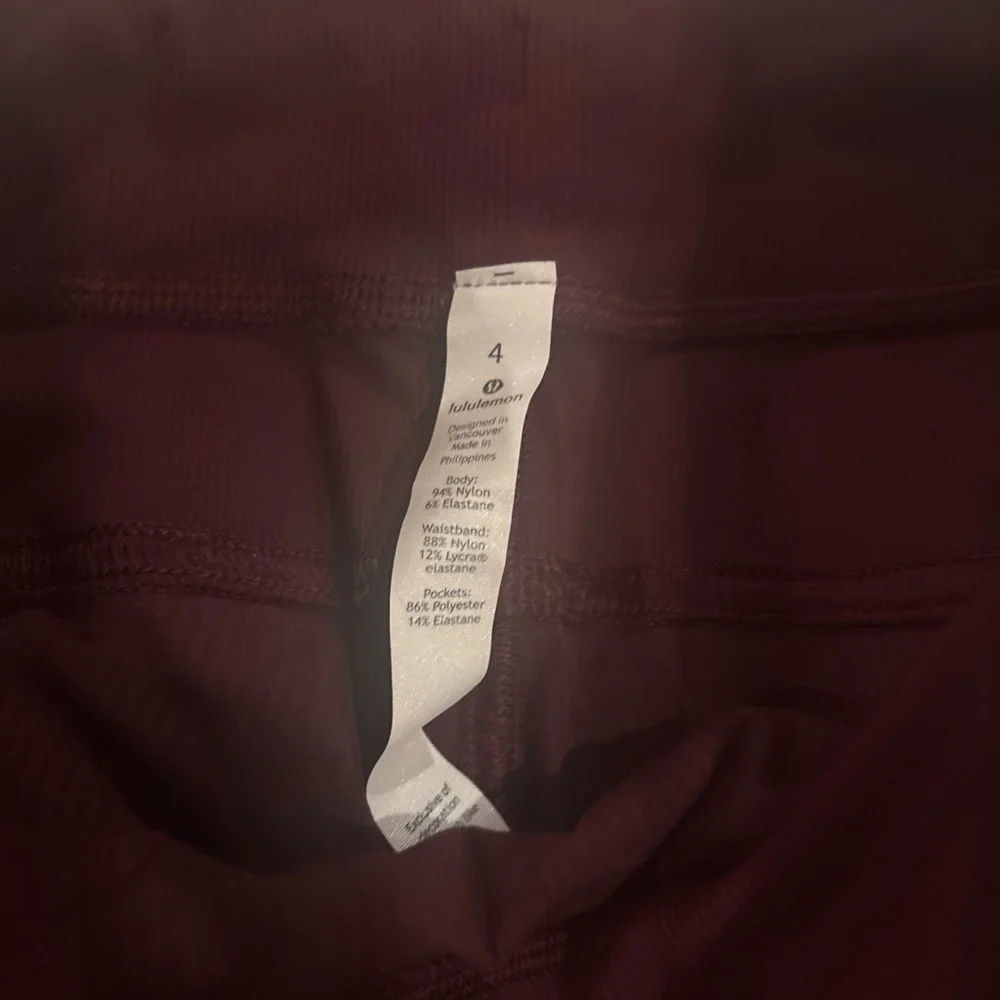 lululemon athletica woman’s Burgundy Joggers - Picture 3 of 6